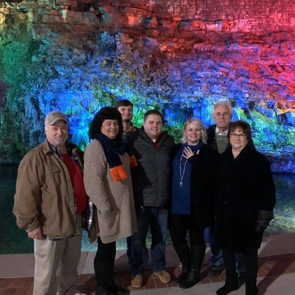 Meet your Posher, Jennifer - Picture 1 of 1